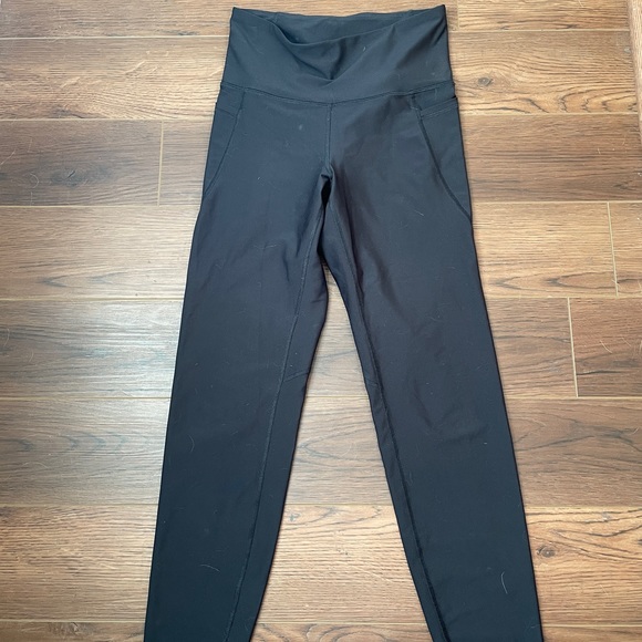 Go-Dry Activewear Leggings with Pockets - Picture 2 of 2